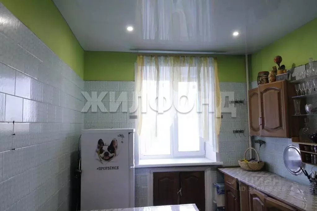 3-к кв. Новосибирская область, Новосибирск ул. Чкалова, 74 (60.8 м) - Фото 0