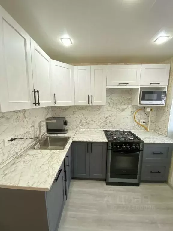 1-к кв. Кировская область, Киров Комсомольская ул., 27 (30.4 м) - Фото 2