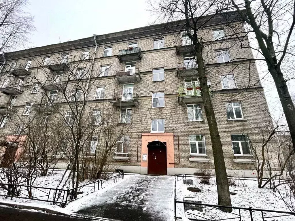 3-к кв. Санкт-Петербург Костромской просп., 20 (81.6 м) - Фото 0