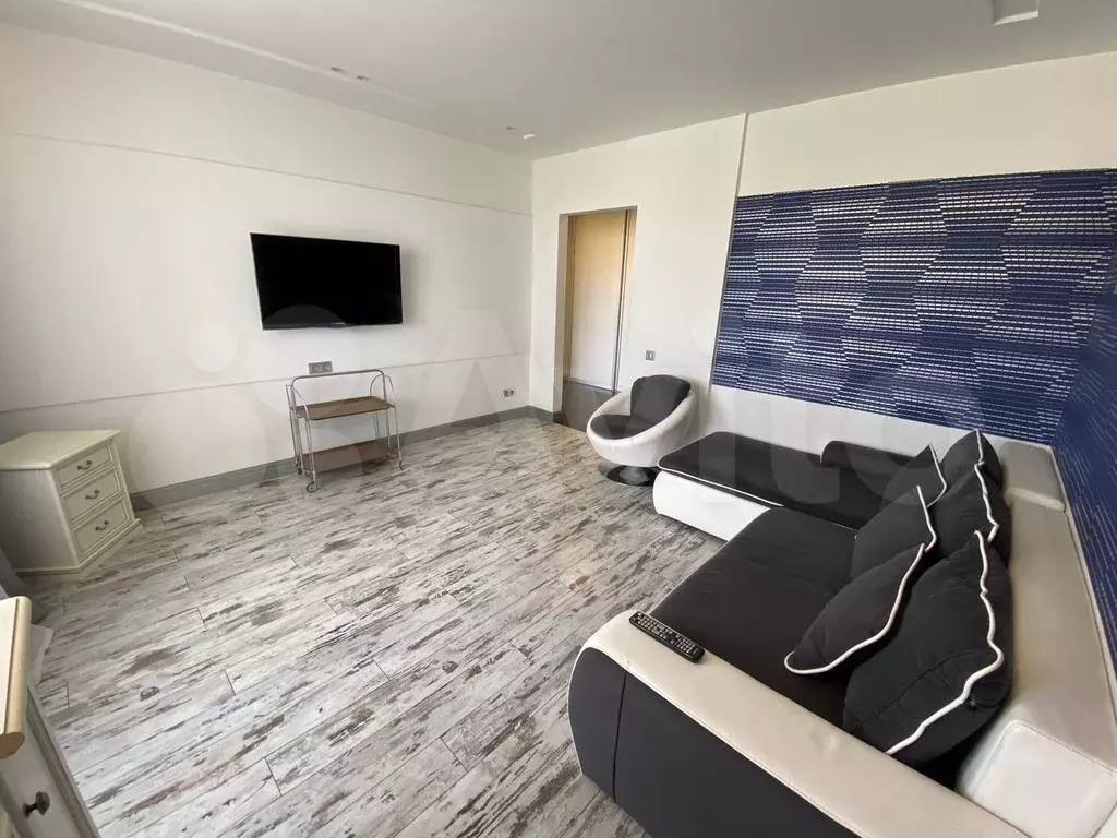 2-к. квартира, 65 м, 7/9 эт. - Фото 0