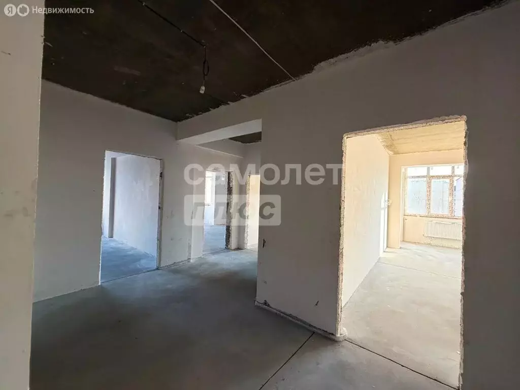 3-комнатная квартира: Каспийск, проспект М. Омарова, 9В (100 м) - Фото 2