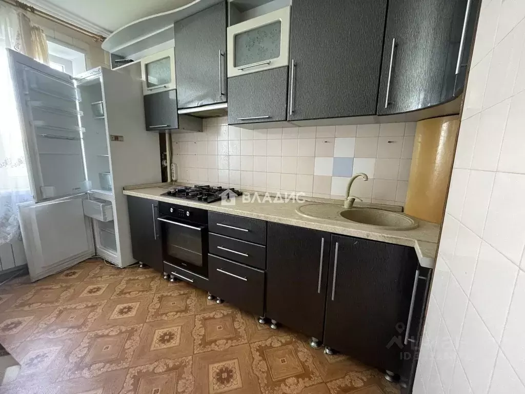 3-к кв. Белгородская область, Белгород ул. Буденного, 2 (63.3 м) - Фото 2