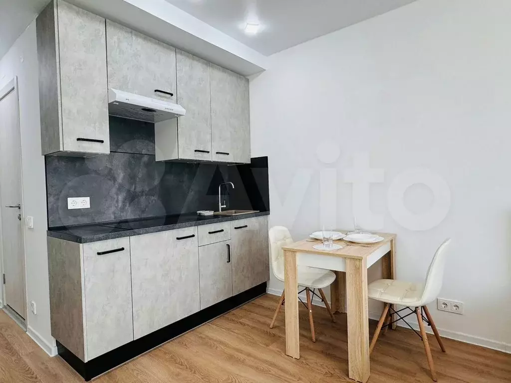 Квартира-студия, 28 м, 18/33 эт. - Фото 1