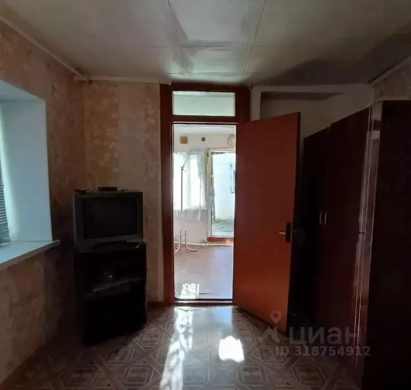 Дом в Краснодарский край, Ейск Морская ул., 92 (20 м) - Фото 1