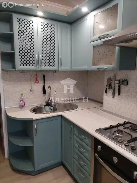 3-комнатная квартира: Азов, улица Пушкина, 112 (52 м) - Фото 2