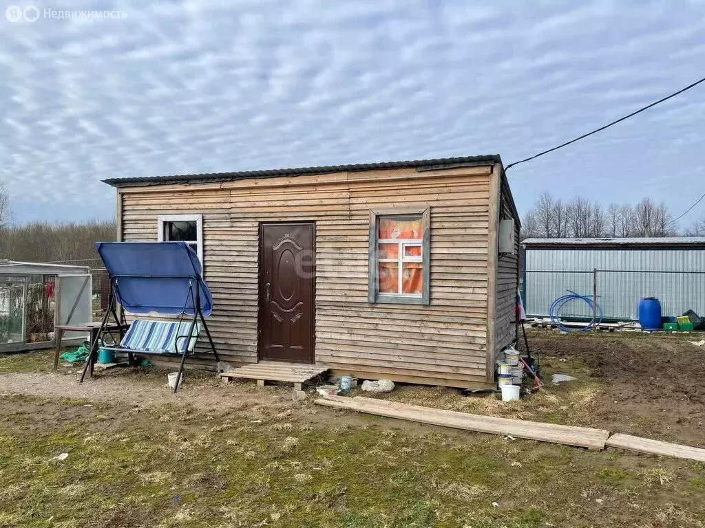 Дом в Киришский район, Глажевское сельское поселение, посёлок Глажево ... - Фото 0