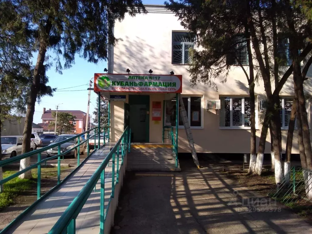 Офис в Краснодарский край, Кореновск ул. Фрунзе, 99Б (239 м) - Фото 1