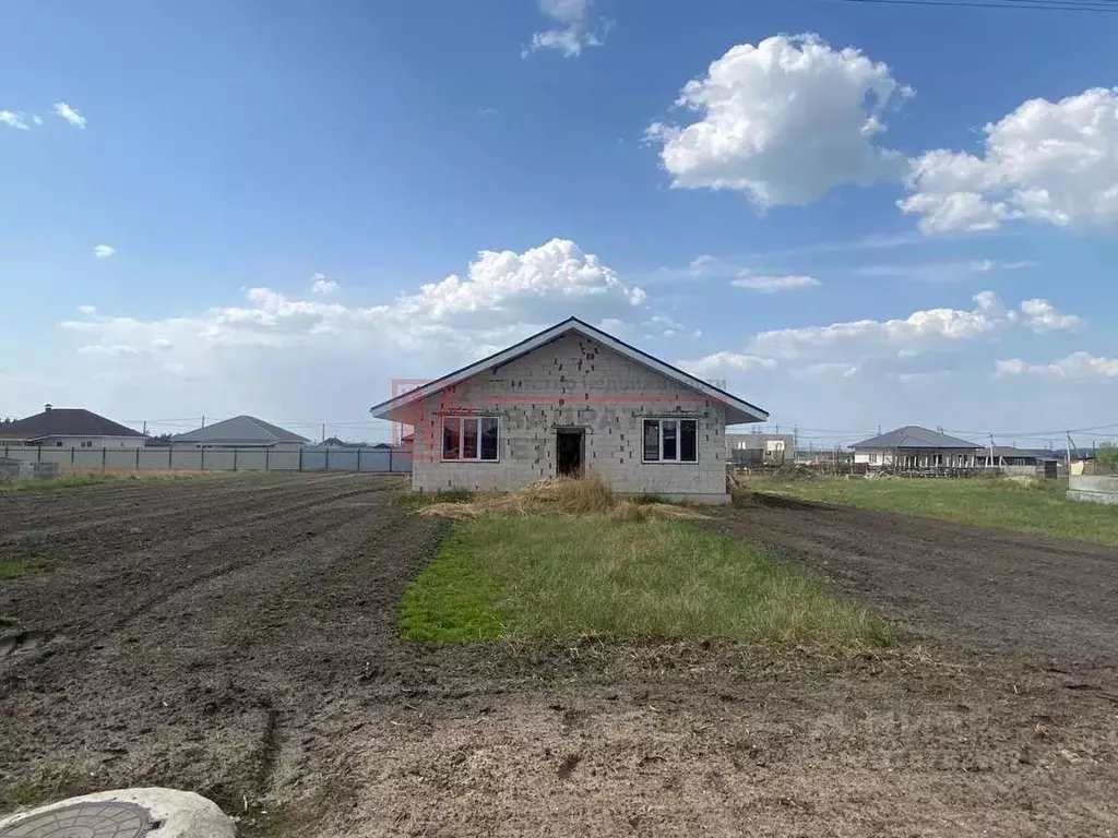 Дом в Белгородская область, Старый Оскол ул. Павла Рябушкина, 15 (67 ... - Фото 0