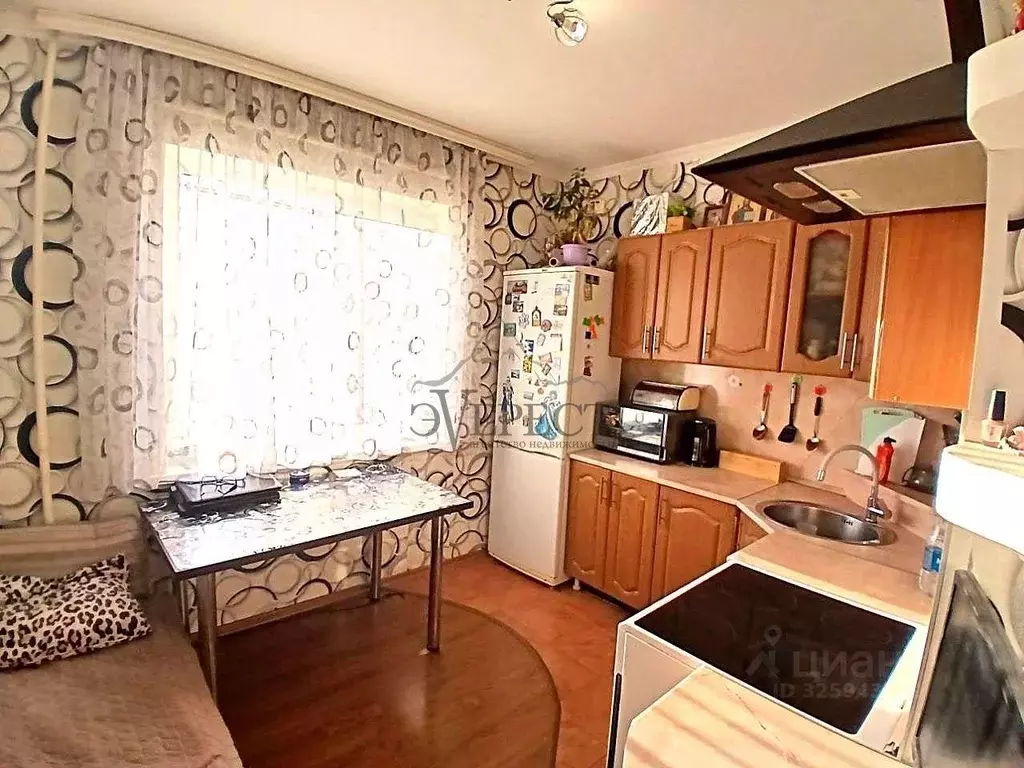 1-к кв. Белгородская область, Старый Оскол Жукова мкр, 27 (37.0 м) - Фото 2