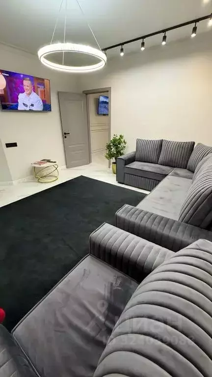 2-к кв. Кабардино-Балкария, Нальчик Балкарская ул., 97к3 (78.0 м) - Фото 2