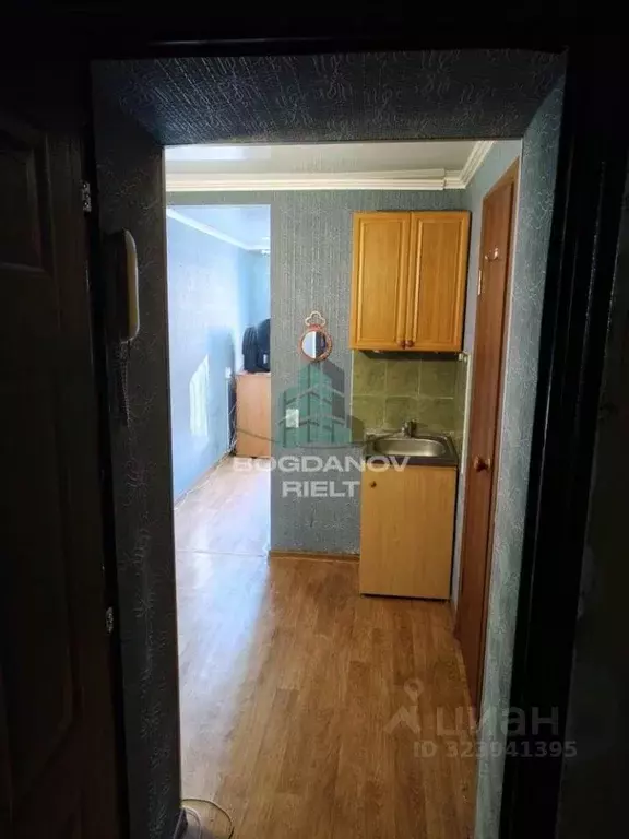 Комната Омская область, Омск просп. Мира, 30Б (17.0 м) - Фото 1