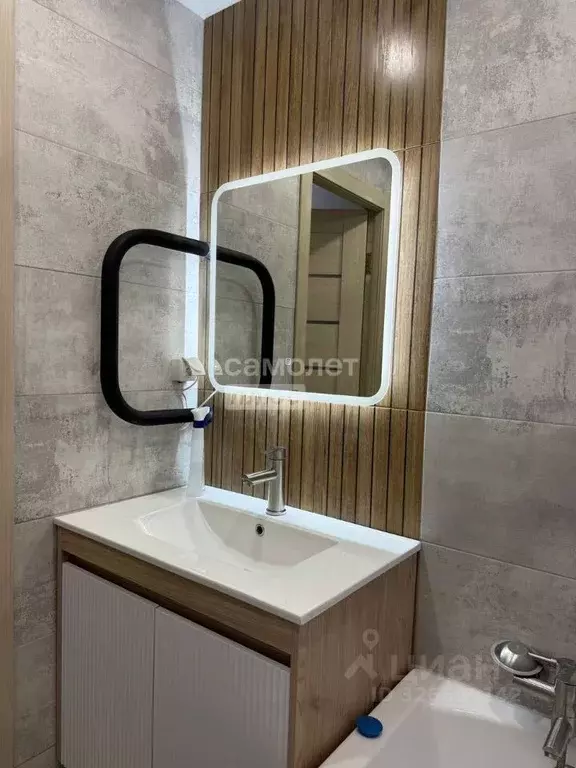 2-к кв. Липецкая область, Липецк ул. С.Л. Коцаря, 5 (49.3 м) - Фото 1