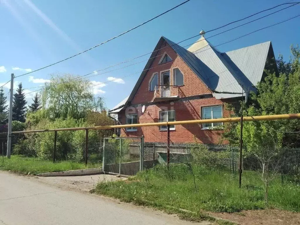 Дом в Самарская область, Ставропольский район, с. Подстепки ... - Фото 0
