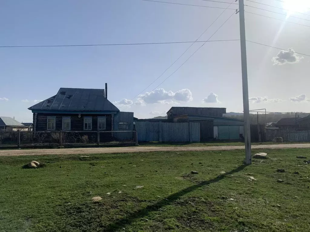 Дом в Башкортостан, Учалинский район, Миндякский сельсовет, с. Миндяк ... - Фото 1