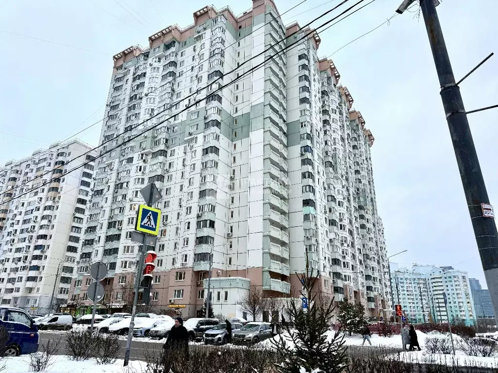 Продается 3-комнатная квартира - Фото 1