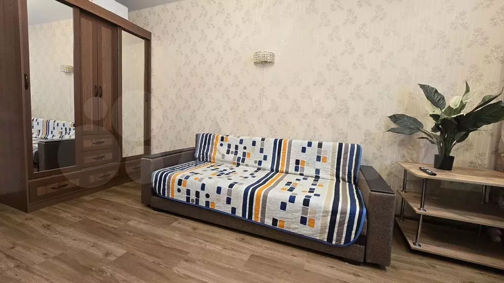 1-к. квартира, 40 м, 4/22 эт. - Фото 1