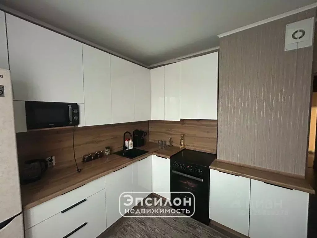 3-к кв. Курская область, Курск ул. Евгения Клевцова, 8 (84.83 м) - Фото 2