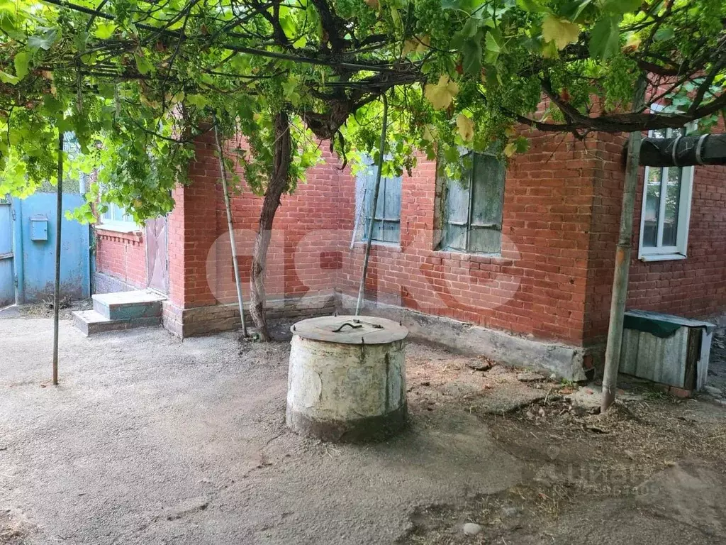 Дом в Краснодарский край, Новокубанский район, Прочноокопская ст-ца ... - Фото 2