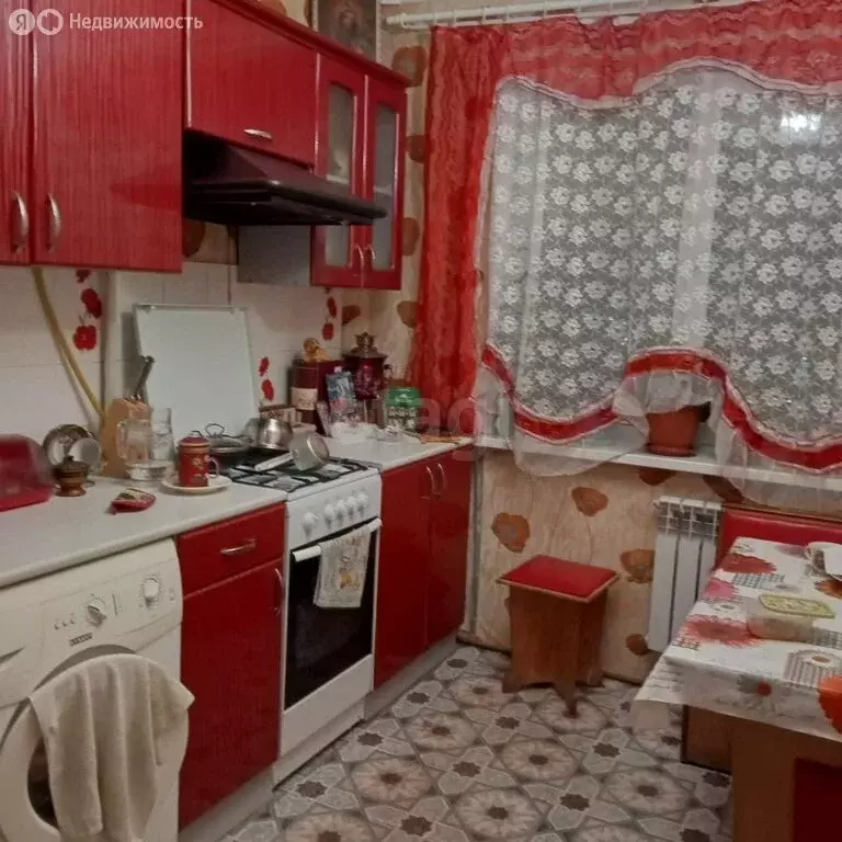 3-комнатная квартира: Тутаев, Советская улица, 13 (56.2 м) - Фото 2