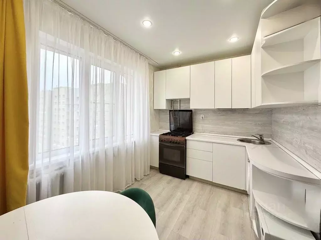 3-к кв. Чувашия, Чебоксары ул. Чернышевского, 32 (76.1 м) - Фото 1