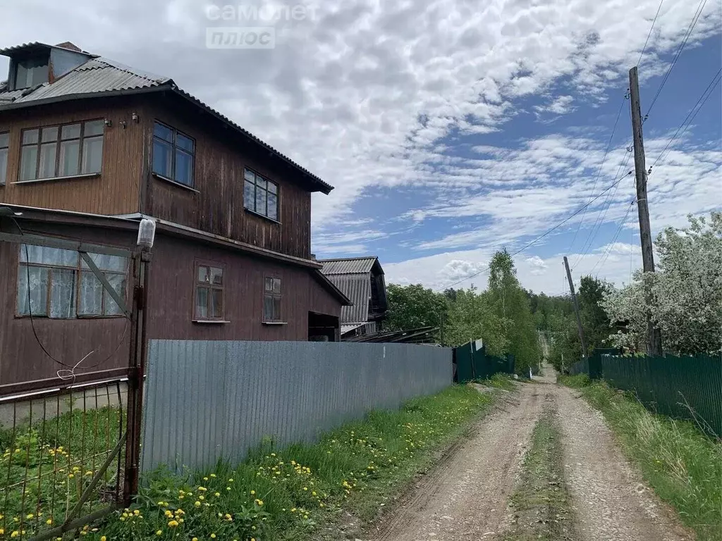 Дом в Иркутская область, Иркутский район, Марковское муниципальное ... - Фото 0