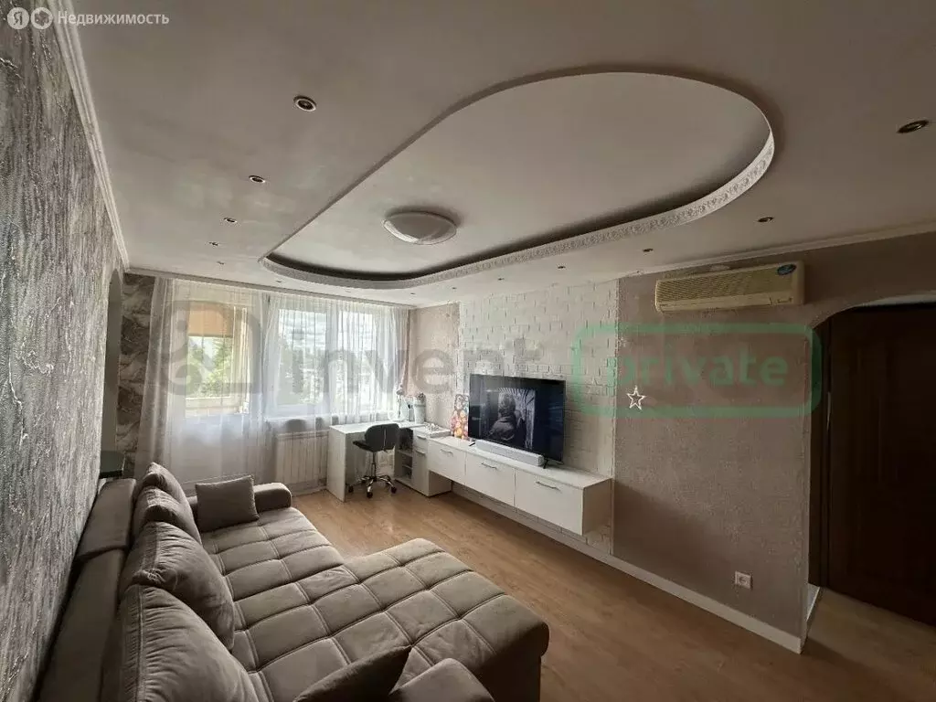 3-комнатная квартира: Калининград, Батальная улица, 83 (64 м) - Фото 1