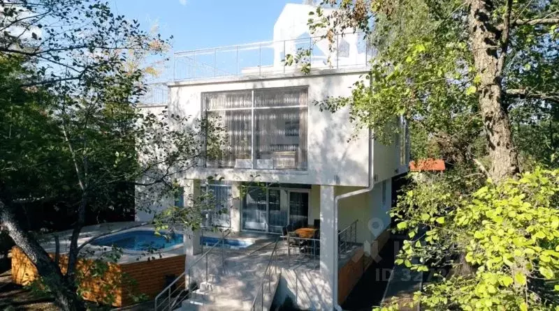 Дом в Краснодарский край, Абинское городское поселение, Шапсугская ... - Фото 1