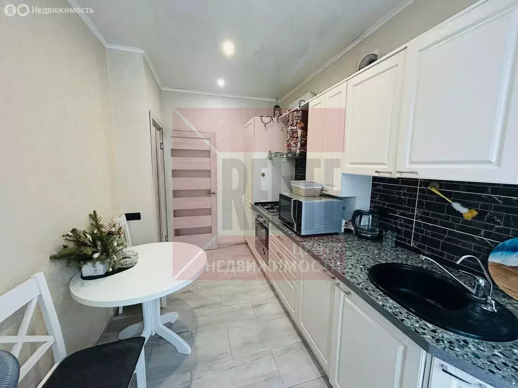 2-комнатная квартира: Гурьевск, Пражский бульвар, 14 (39.3 м) - Фото 2