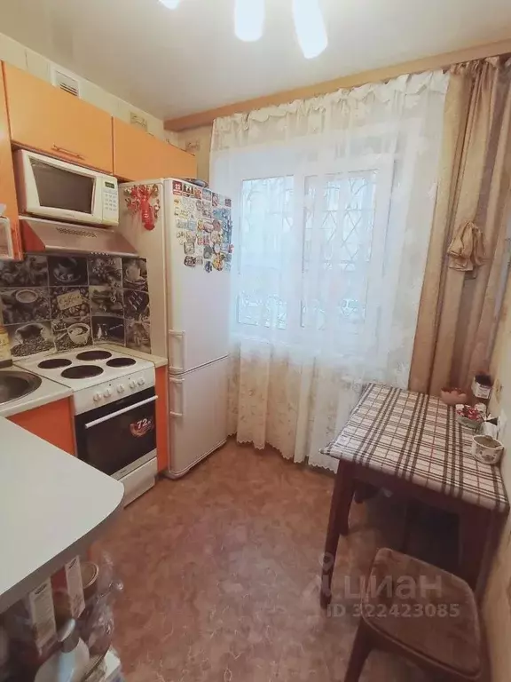 2-к кв. Иркутская область, Братск Пихтовая ул., 52 (44.0 м) - Фото 0