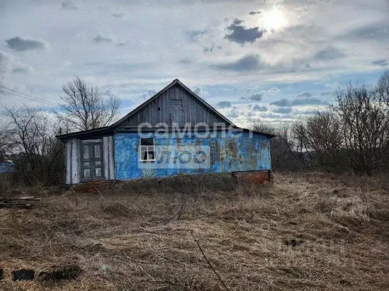 Дом в Курская область, Золотухинский район, Донской сельсовет, с. ... - Фото 1
