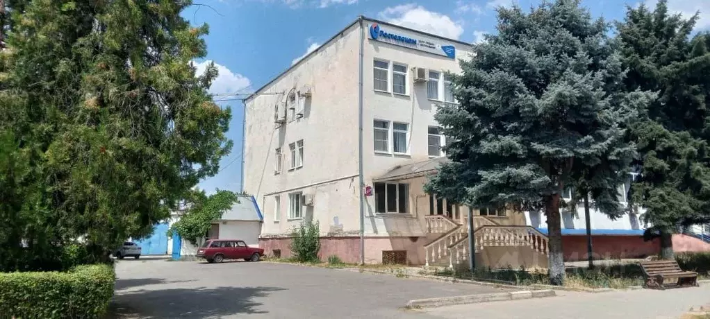 Помещение свободного назначения в Кабардино-Балкария, Терек ул. ... - Фото 1