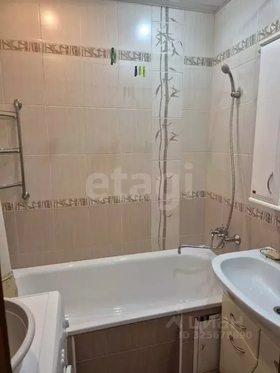 3-к кв. Липецкая область, Липецк Полиграфическая ул., 4 (61.6 м) - Фото 1