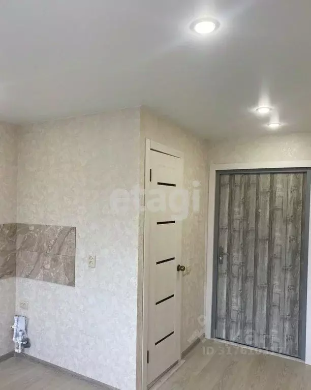 Студия Красноярский край, Красноярск ул. Ломоносова, 94А (12.2 м) - Фото 1