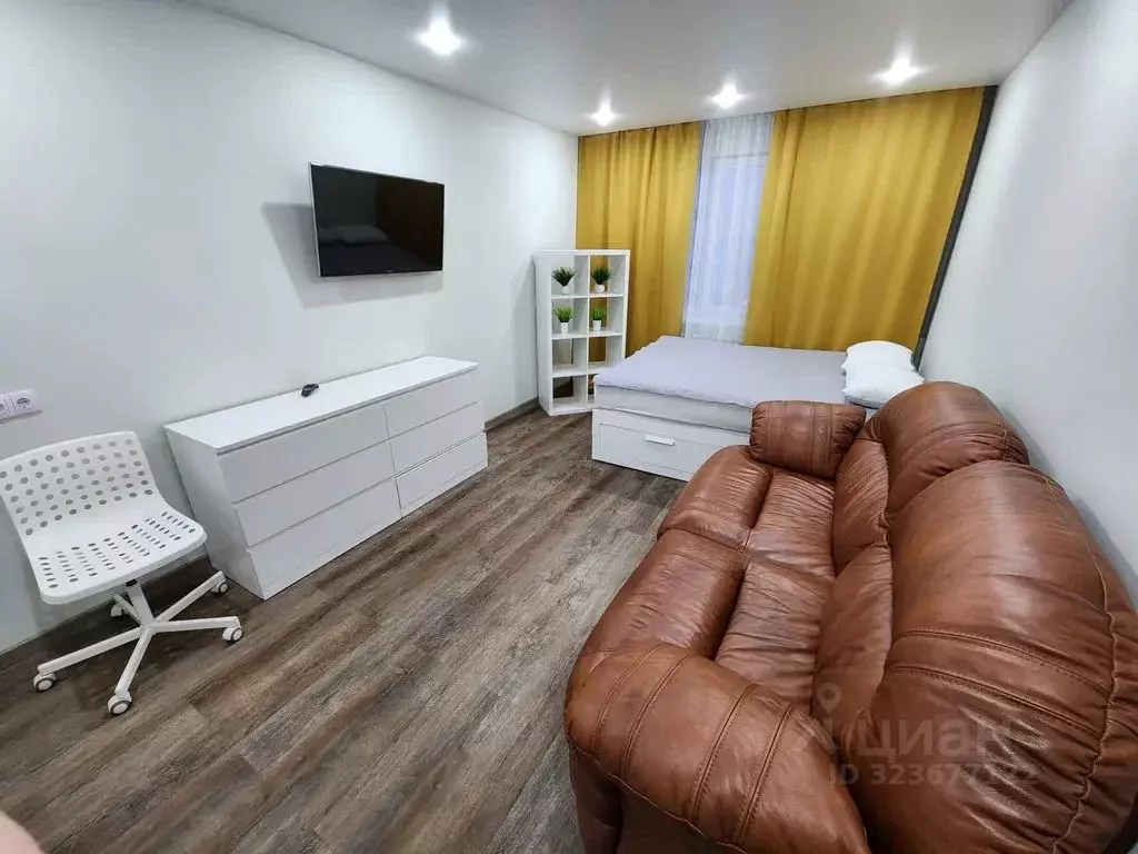 1-к кв. Ямало-Ненецкий АО, Новый Уренгой Молодежная ул., 13 (40.0 м) - Фото 1