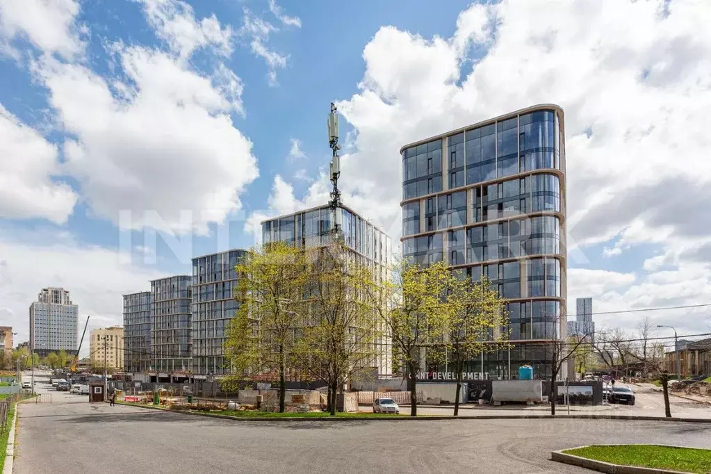 3-к кв. Москва ул. Братьев Фонченко, 1к8 (102.0 м) - Фото 0