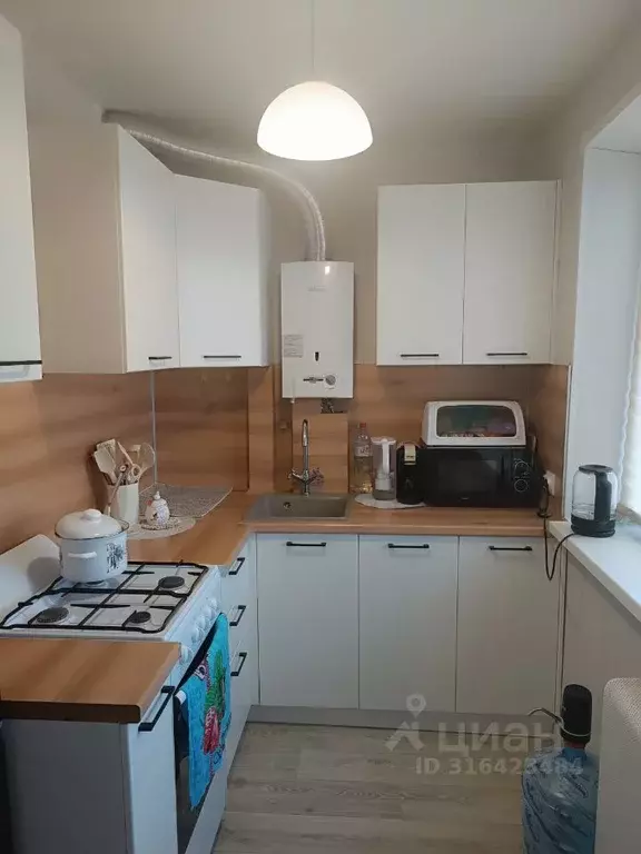 3-к кв. Самарская область, Самара Аэродромная ул., 124 (56.5 м) - Фото 0