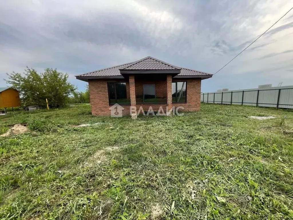 Дом в Пензенская область, Бессоновский район, с. Грабово Шоссейная ... - Фото 1