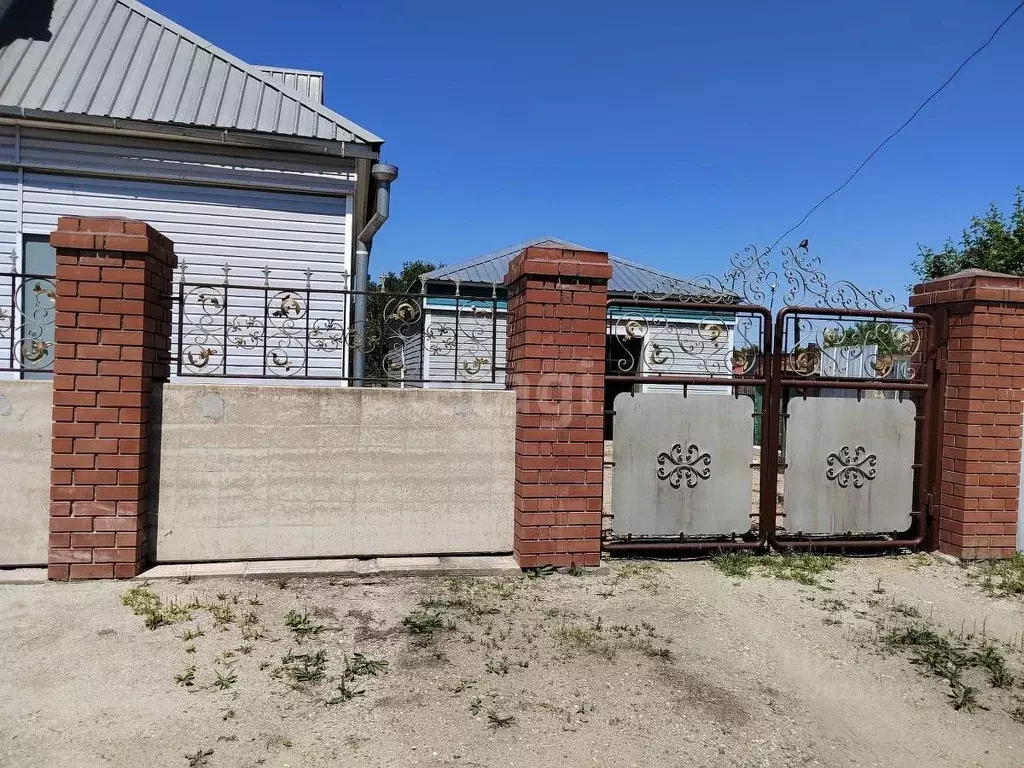 Дом в Амурская область, Свободный Дорожный пер., 33 (109 м) - Фото 2