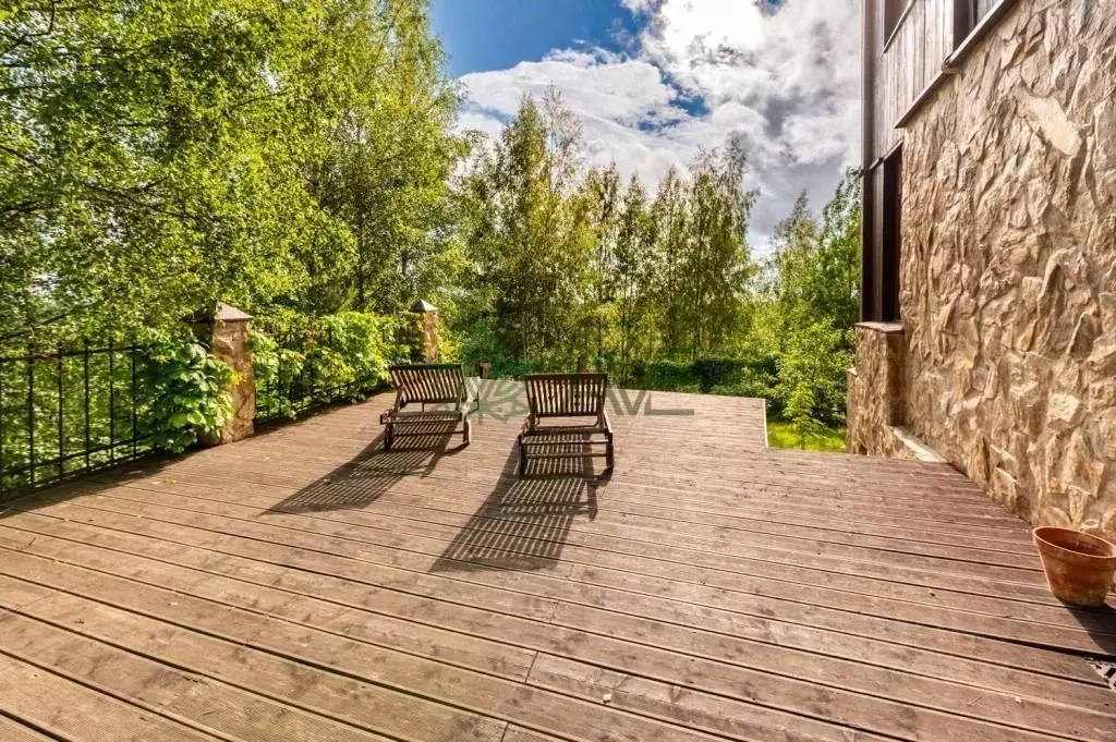 Дом в Ленинградская область, Всеволожский район, Бугровское городское ... - Фото 1