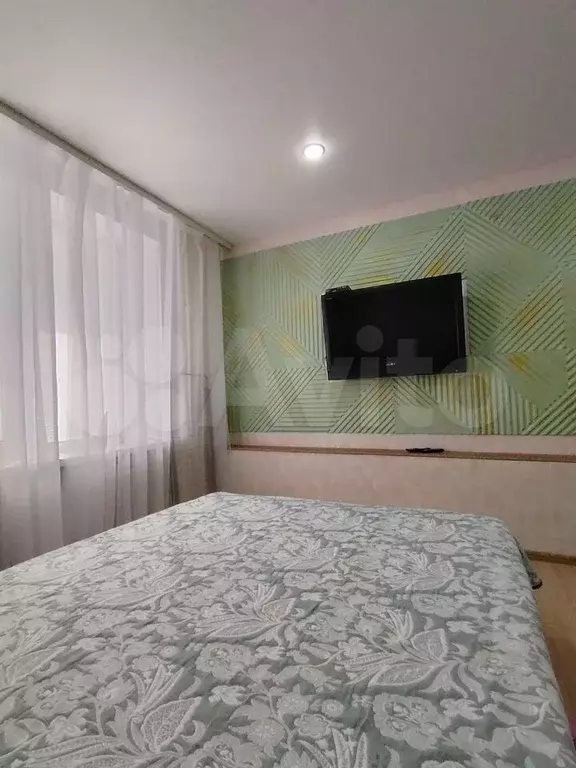 Комната 18 м в 1-к., 1/5 эт. - Фото 0