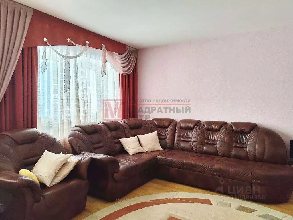 3-к кв. Белгородская область, Старый Оскол Степной мкр,  (106.0 м) - Фото 1