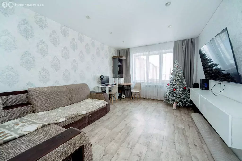 3-комнатная квартира: Бийск, улица Александра Матросова, 47/1 (65 м) - Фото 2