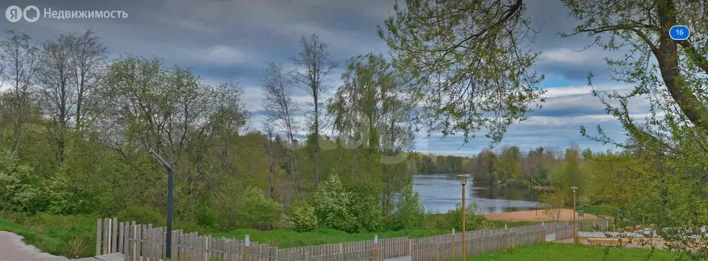 3-комнатная квартира: посёлок Мельниково, улица Калинина, 10 (72.5 м) - Фото 1