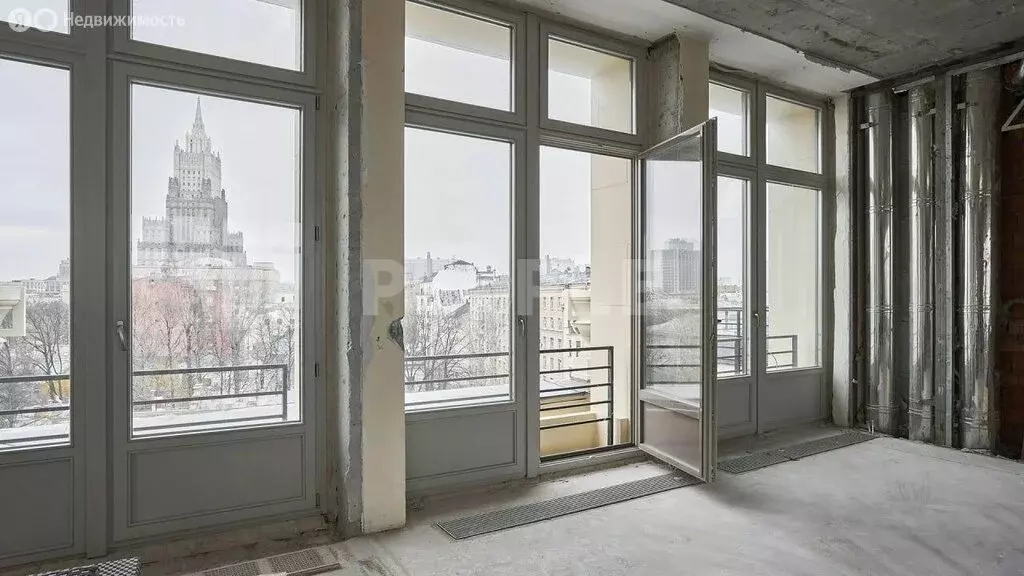 5-комнатная квартира: Москва, Большой Лёвшинский переулок, 11 (255.6 ... - Фото 1