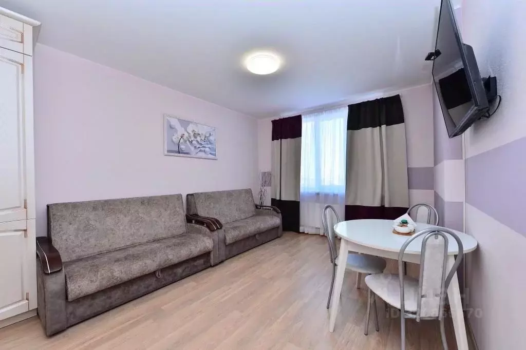 2-к кв. Свердловская область, Екатеринбург ул. Дорожная, 18 (43.0 м) - Фото 1