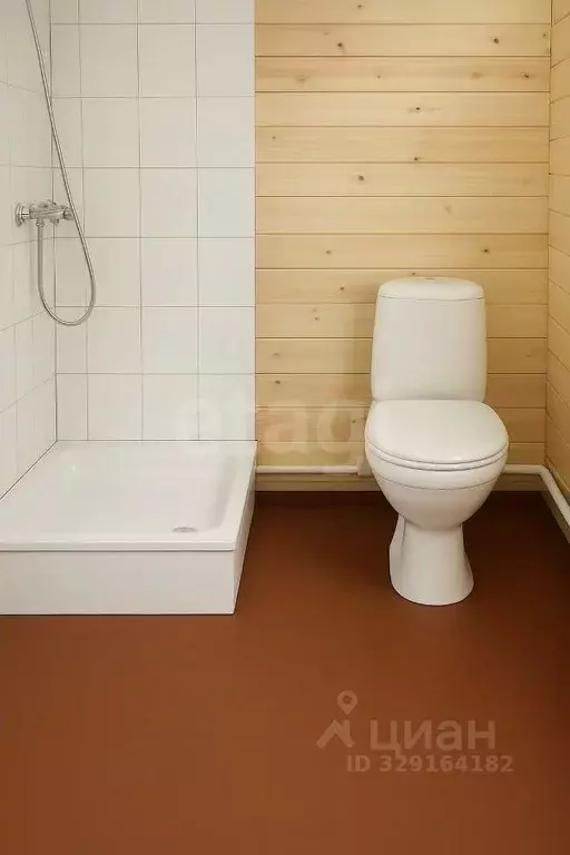 Дом в Кировская область, Киров Луговые сл., Фабричная ул., 24 (31 м) - Фото 1