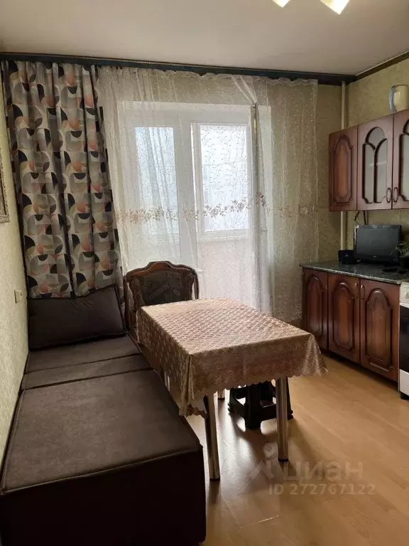 2-к кв. Московская область, Чехов Весенняя ул., 30 (50.0 м) - Фото 0