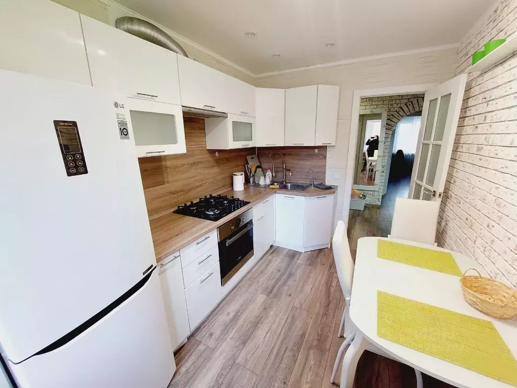 2-к кв. Калужская область, Калуга ул. Гагарина, 13 (54.0 м) - Фото 1