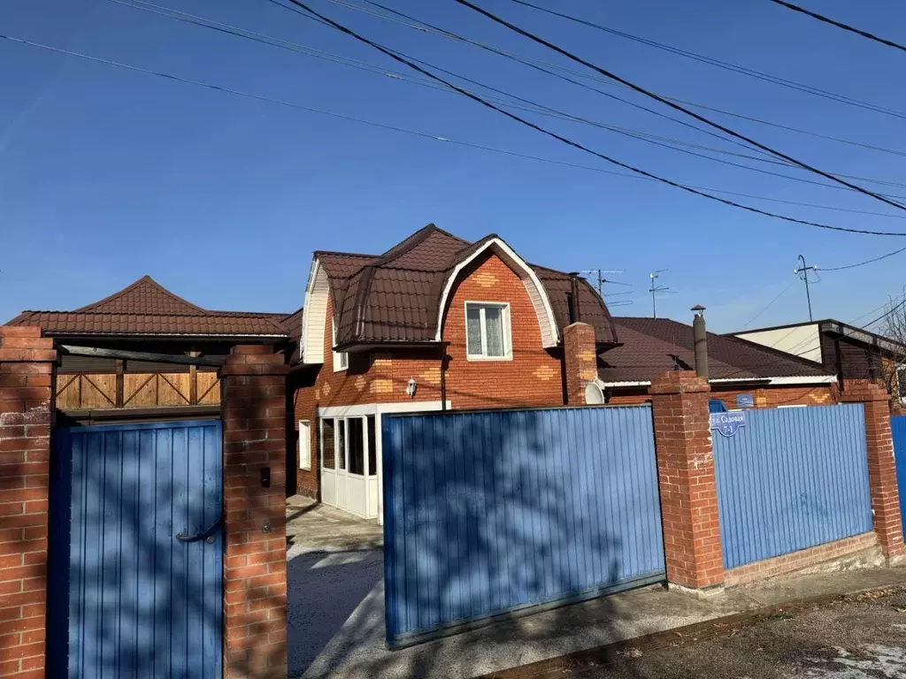 Коттедж в Красноярский край, Красноярск Садовая ул., 7 (432 м) - Фото 1