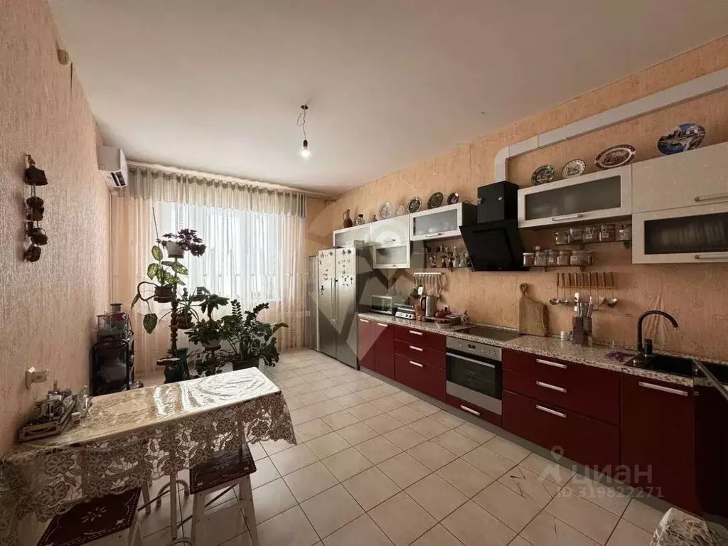 3-к кв. Белгородская область, Старый Оскол Степной мкр, 13 (123.0 м) - Фото 0
